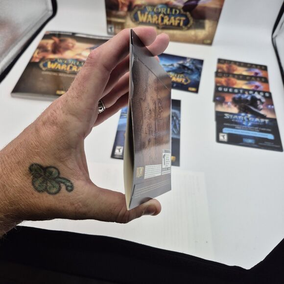 NEW World of Warcraft - Your Epic Quest Begins Here - PC MAC Game Set PC MAC - Picture 6 of 7